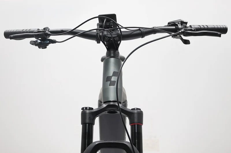 CUBE Stereo Hybrid 120 750 2024 T.M