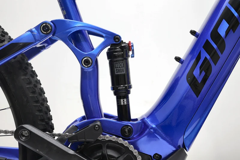 GIANT Stance E+ 1 2022 T.M