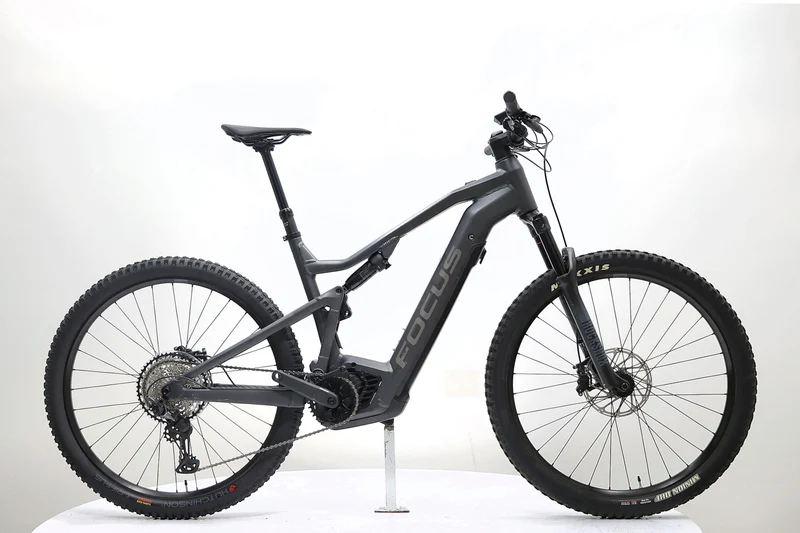 FOCUS Thron² 6.8 2023 T.XL