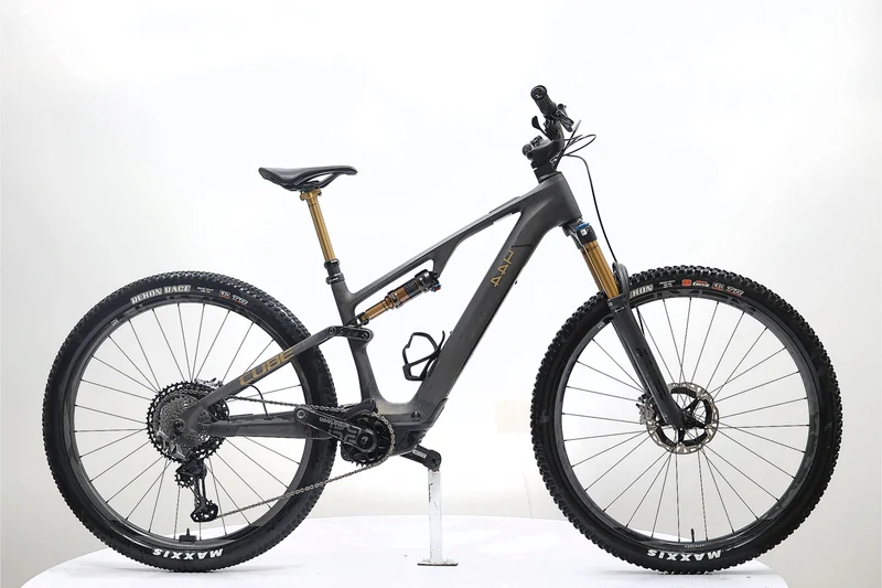 CUBE AMS Hybrid ONE44 C:68X SLT 400X 29 T.M