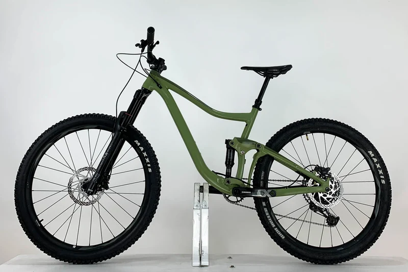 Giant Trance 3