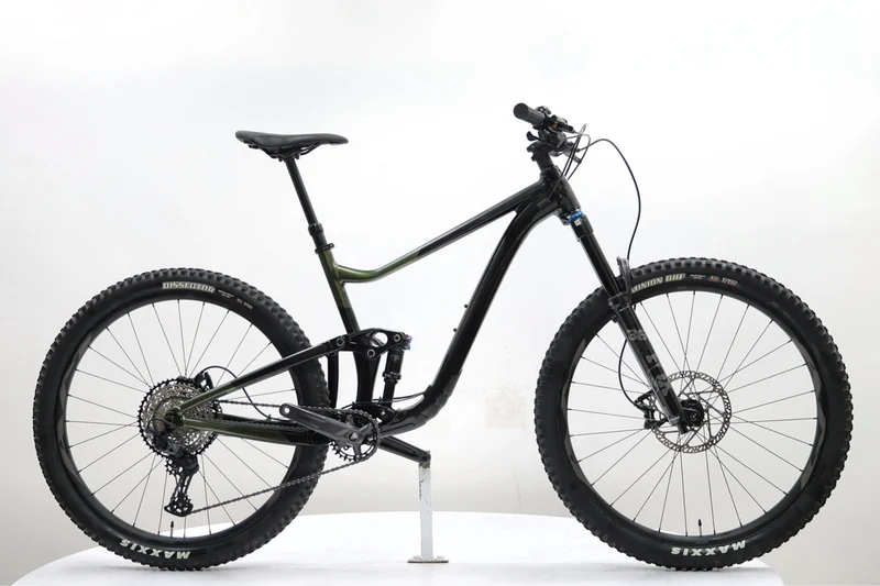 GIANT Trance X 29 1 2023 T.L