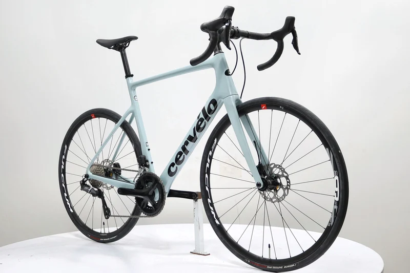 CERVELO Caledonia 105 Di2 2024 T.58