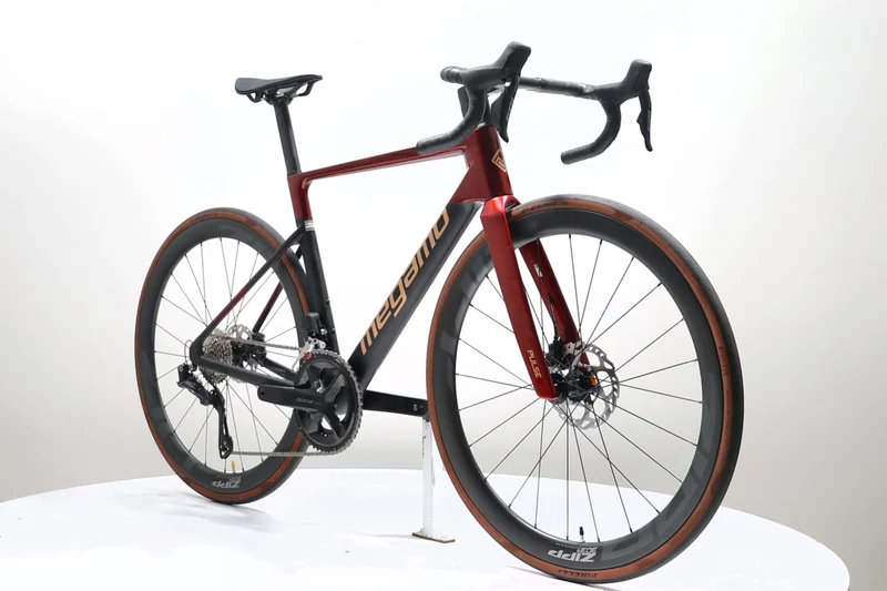 MEGAMO Pulse 15 CW 2025