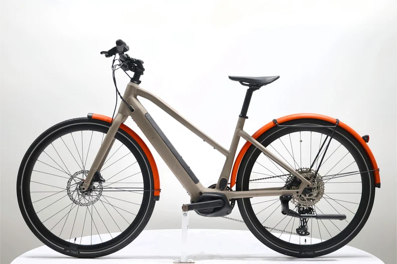 BMC 257 AL AMP TWO ST T.S 2023