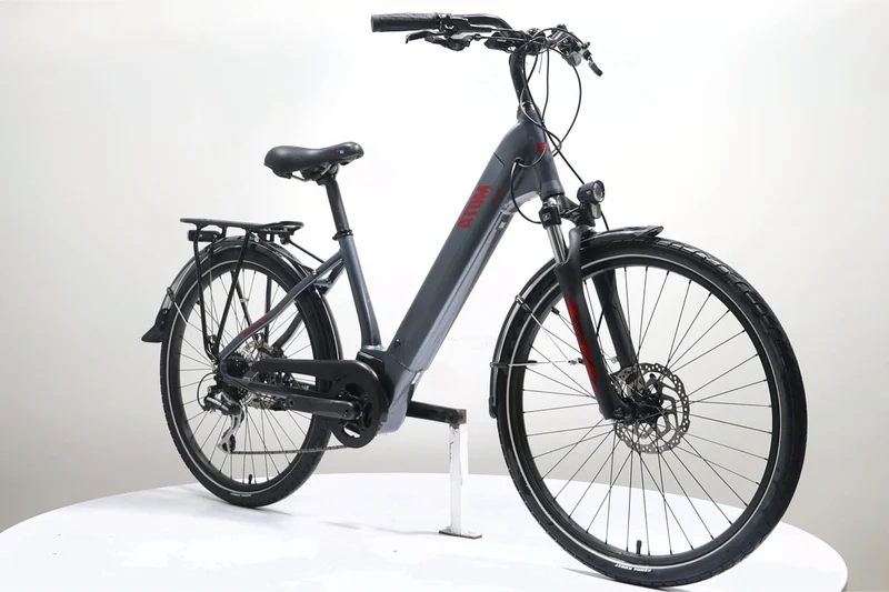Bh Atom Street 2023 T.M