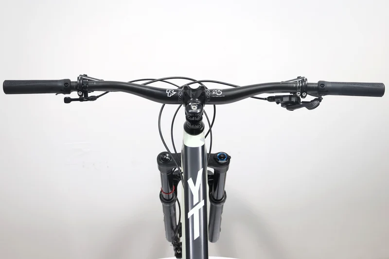 YT Jeffsy 27 CF Pro 2018 T.L 253393