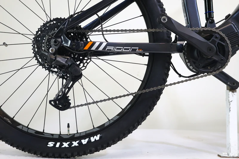 MEGAMO Ridon FS 630 2025 T.S LOT