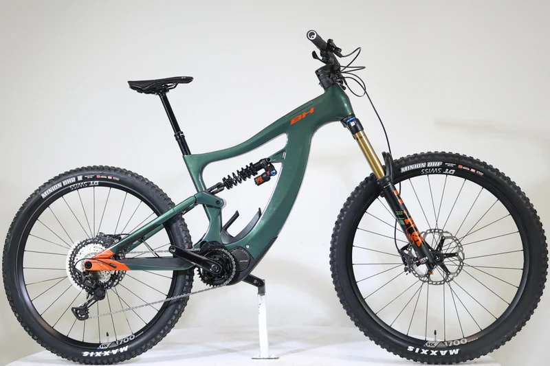 BH Xtep Lynx Pro 0.9 2024 T.L 253443