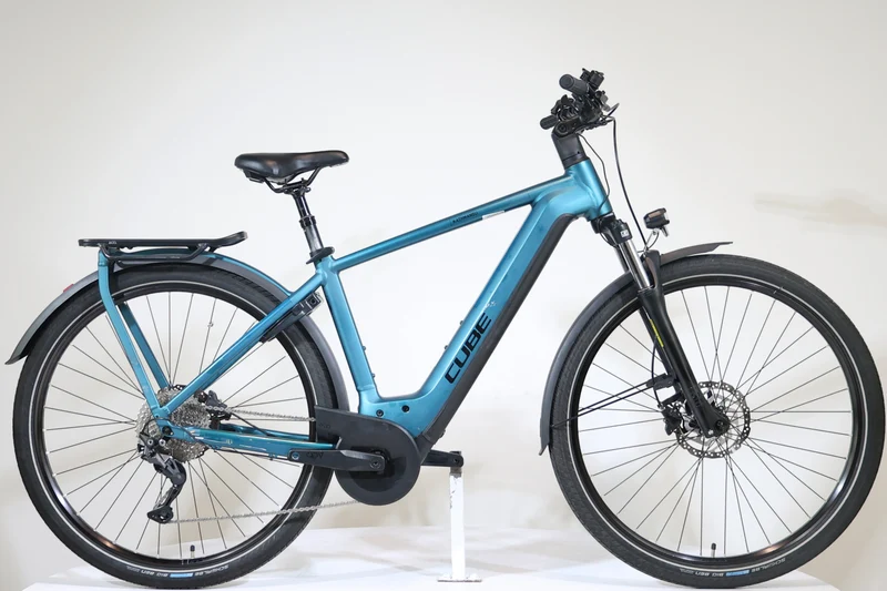 CUBE Kathmandu Hybrid One 625 2023 T.50