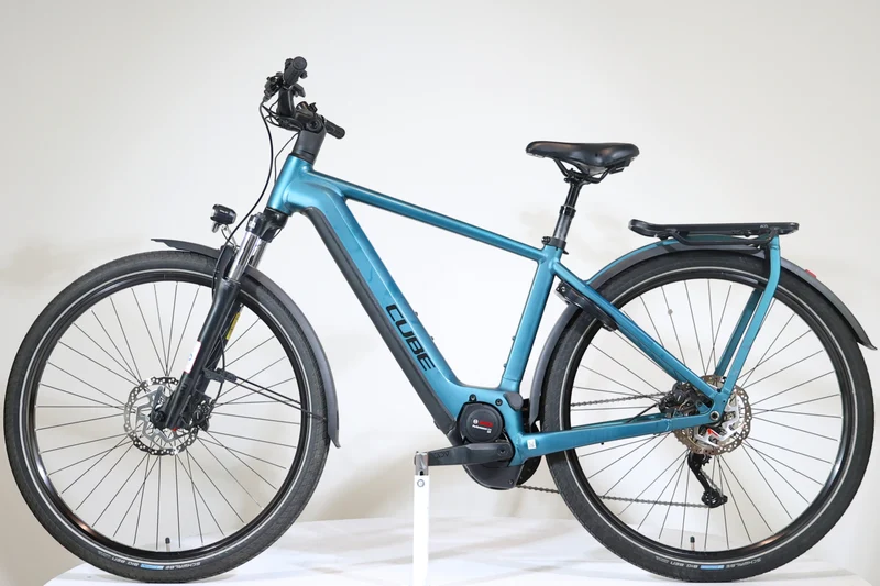 CUBE Kathmandu Hybrid One 625 2023 T.50