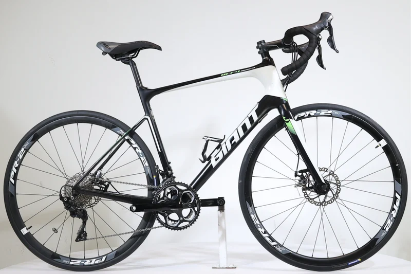 GIANT Defy Advanced 2 ML 2015 1395