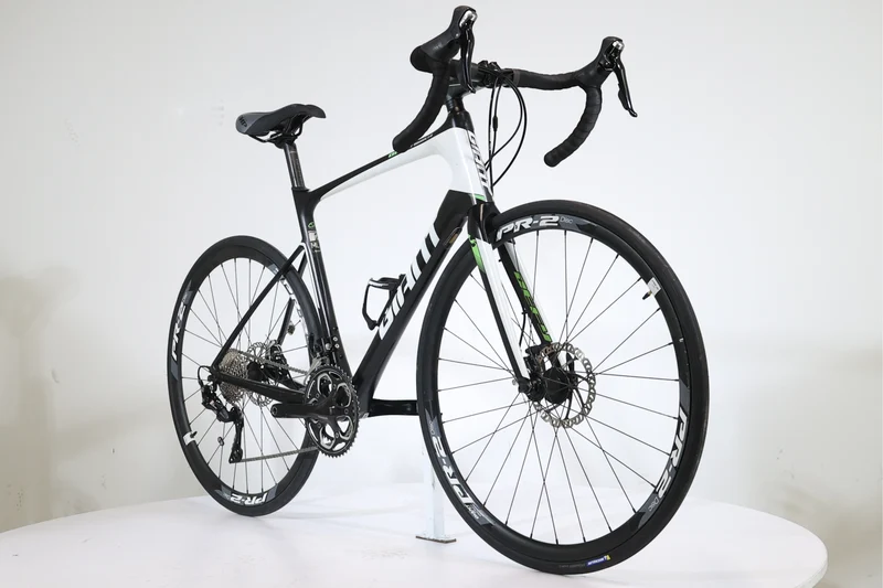 GIANT Defy Advanced 2 ML 2015 1395