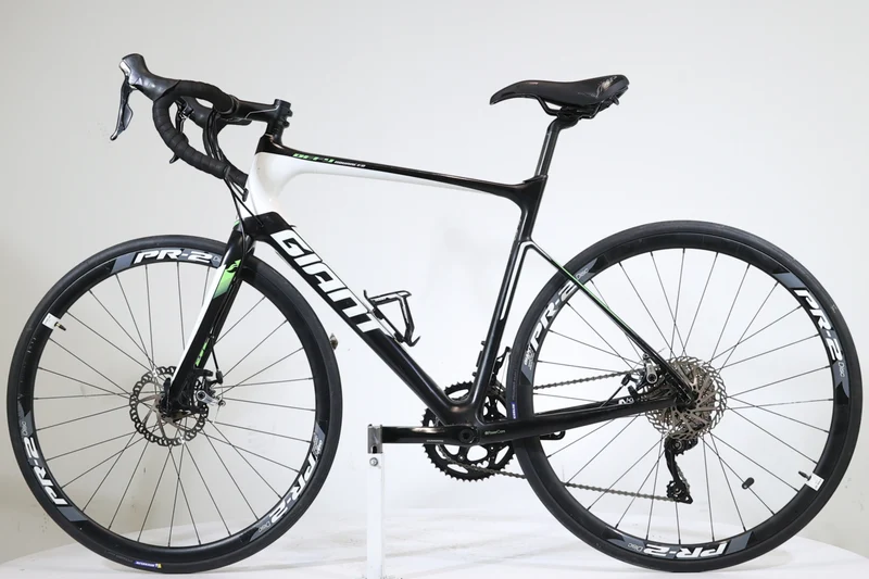 GIANT Defy Advanced 2 ML 2015 1395