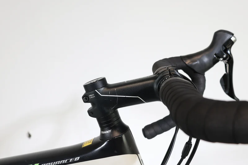 GIANT Defy Advanced 2 ML 2015 1395