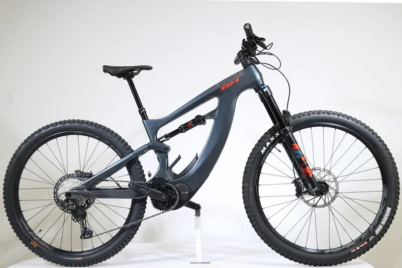 BH Xtep Lynx Carbon Pro 9.7 2024 T.M 248847