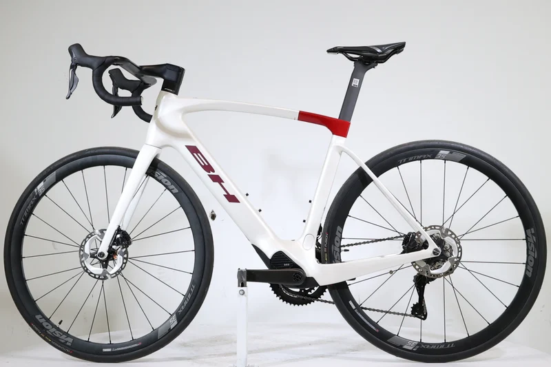 BH iRS1 Carbon 1.6 2023 T.L 248954
