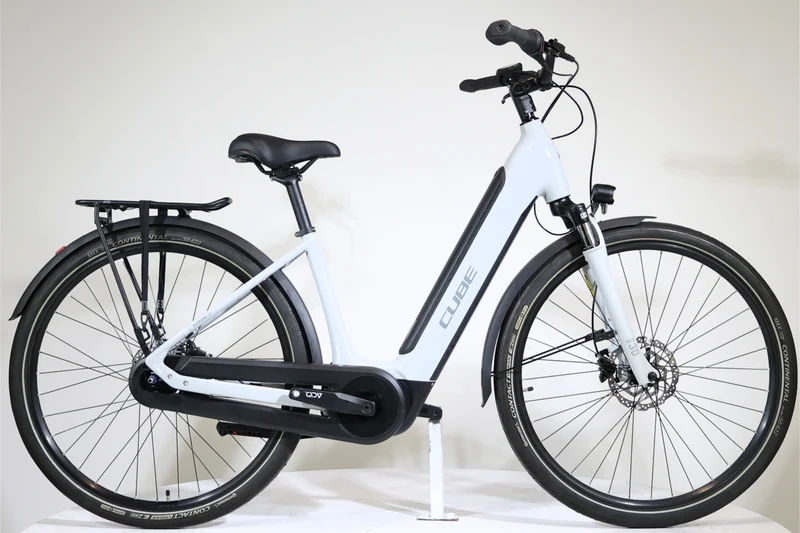 CUBE Supreme Hybrid One 500 2023 T.XS 252663