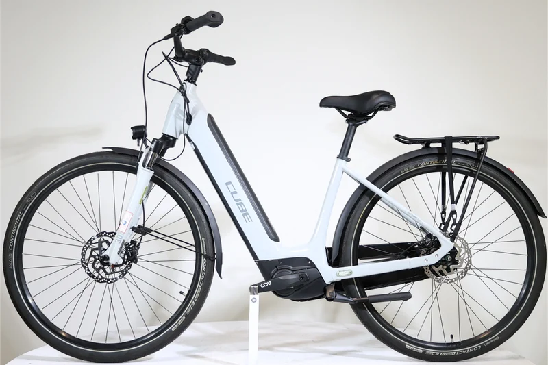 CUBE Supreme Hybrid One 500 2023 T.XS 252663