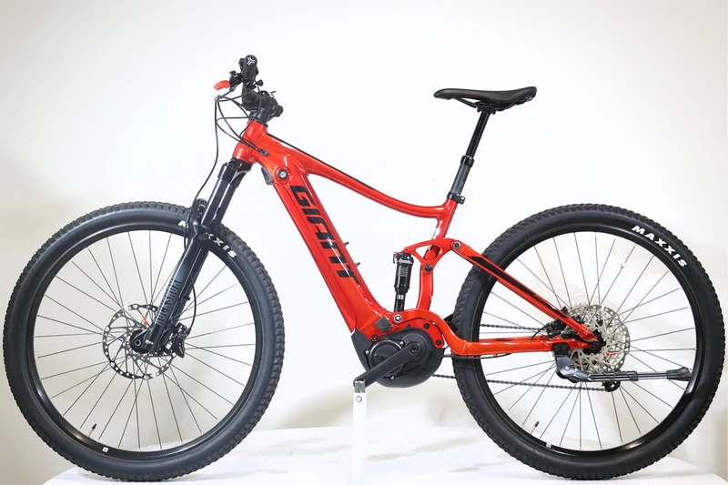 GIANT Stance E+ 1 2022 T.M 252689