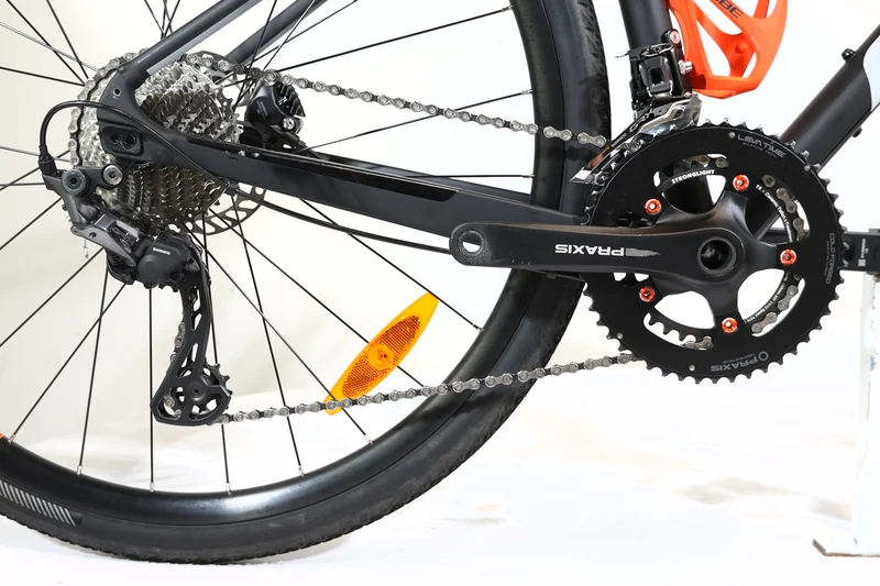Giant Revolt 0 GRX 2023 T.L 251669
