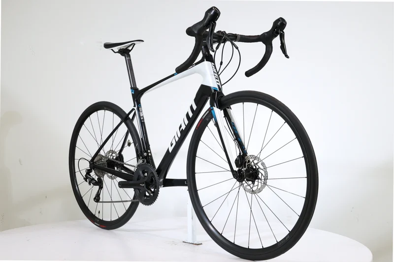 GIANT Defy Advanced 2 2017 T.M 247767