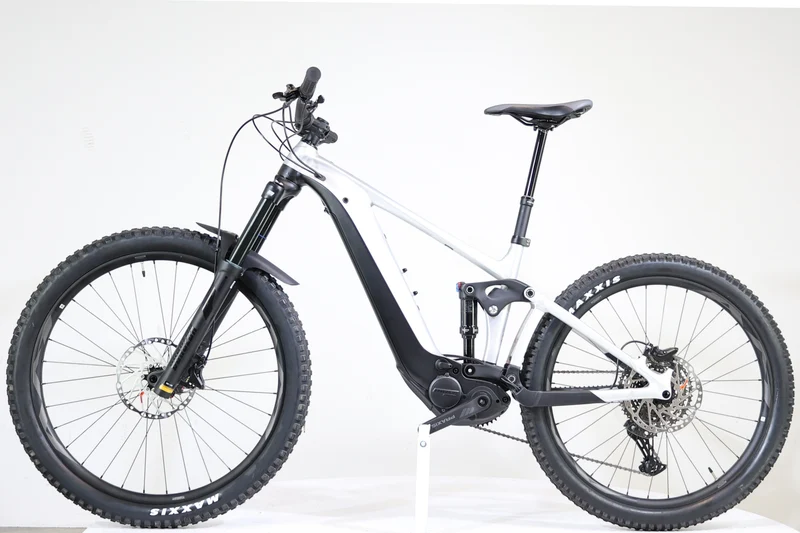 GIANT Reign E+3 2024 T.M 247268