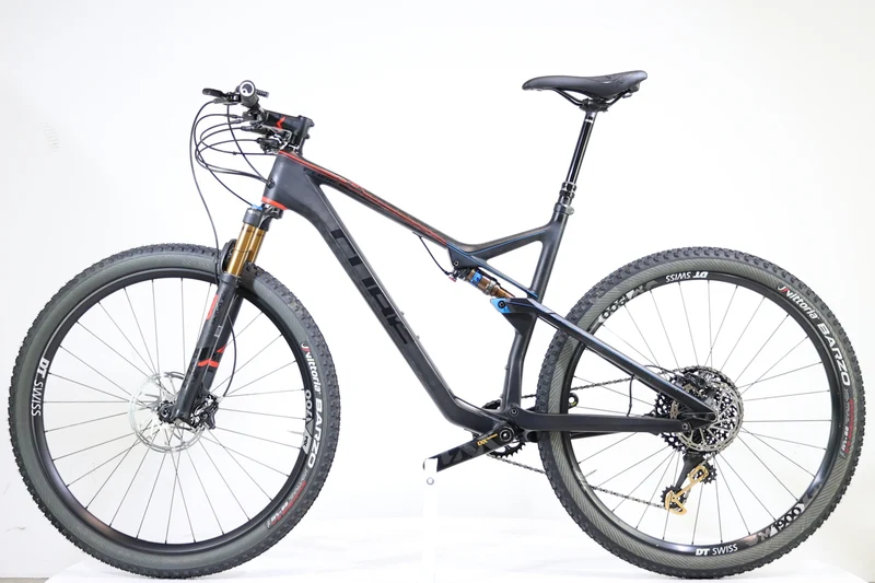 Cube AMS 100 C68 SLT 2018 T.56 3074