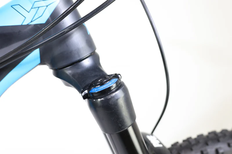 YT Jeffsy CF Comp 2 AL Black Pearl Blue Lagoon 2016 3146