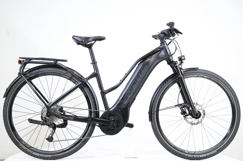 Giant Explore E+3 STA 2022 T.M 496wh 96% 3180kms 245307
