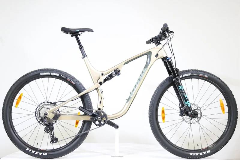 Kona Hei Hei CR 2022 T.XL 243566