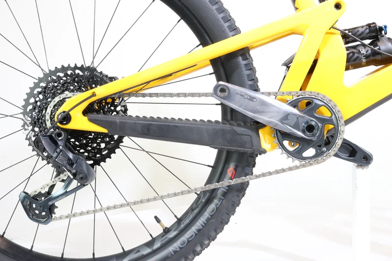 Santa Cruz 5010 R C Kit 2022 T.L 3102