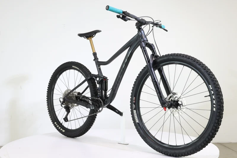 Giant Stance 2021 T.M 3104
