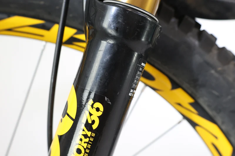 Rocky Mountain Altitude Carbon 90 2019 T.L 3019