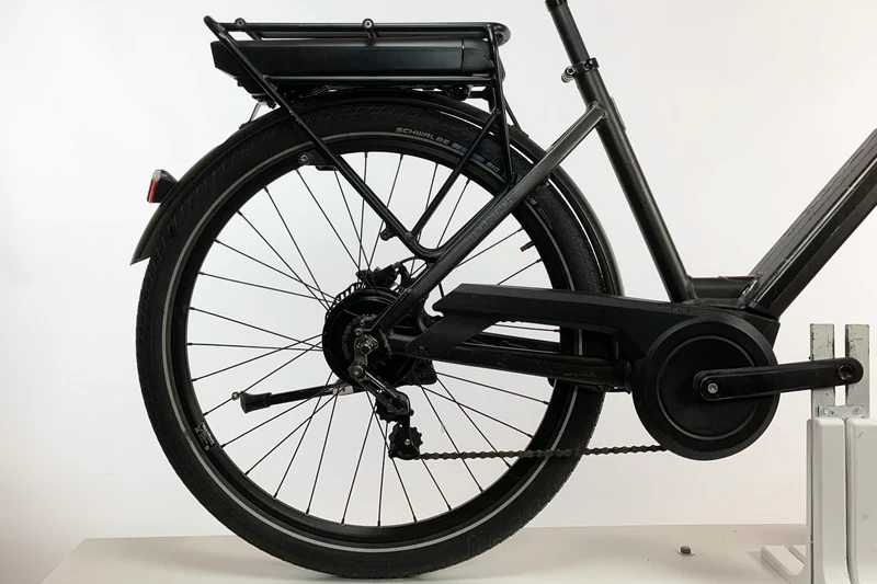 MOUSTACHE Lundi 26.2 Gun Metal