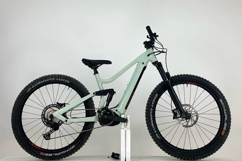 MOUSTACHE Samedi Wide 4 2022 S