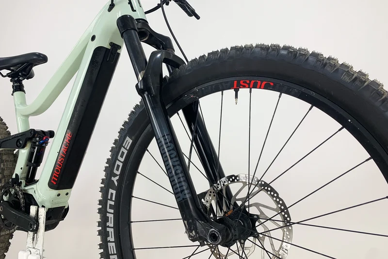 MOUSTACHE Samedi Wide 4 2022 S