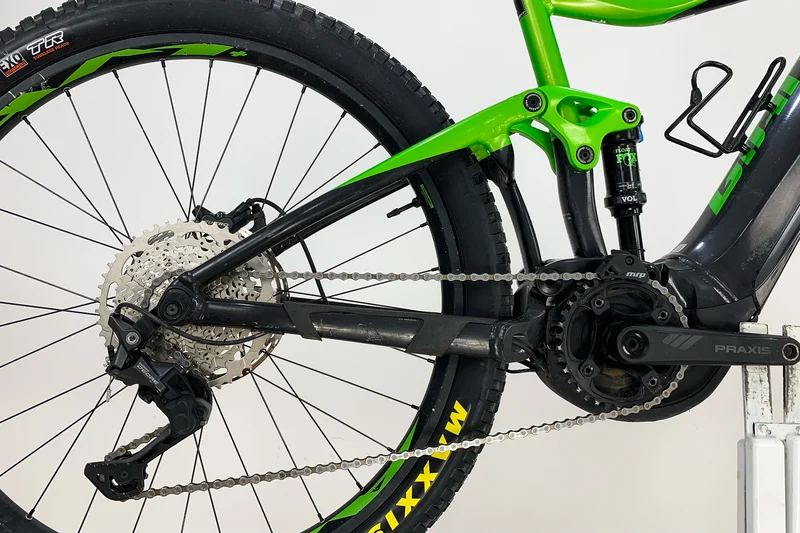 Giant Trance E+ 3