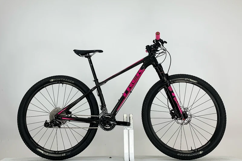 TREK Superfly 6