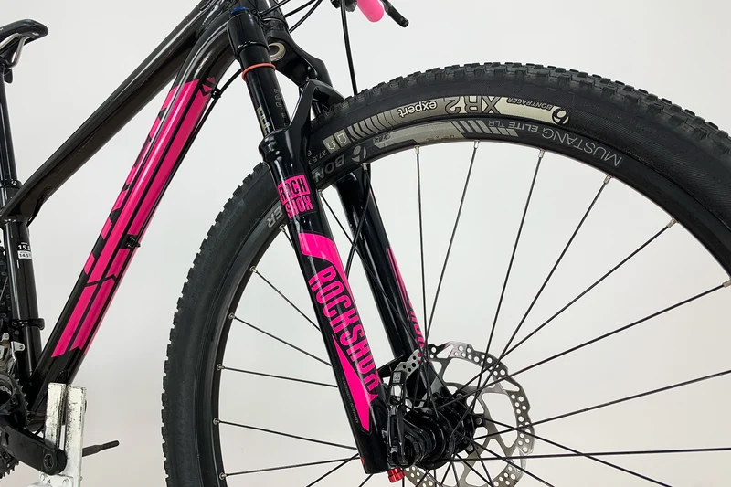 TREK Superfly 6