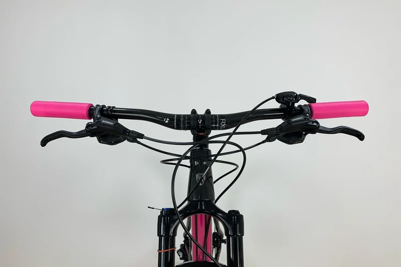 TREK Superfly 6