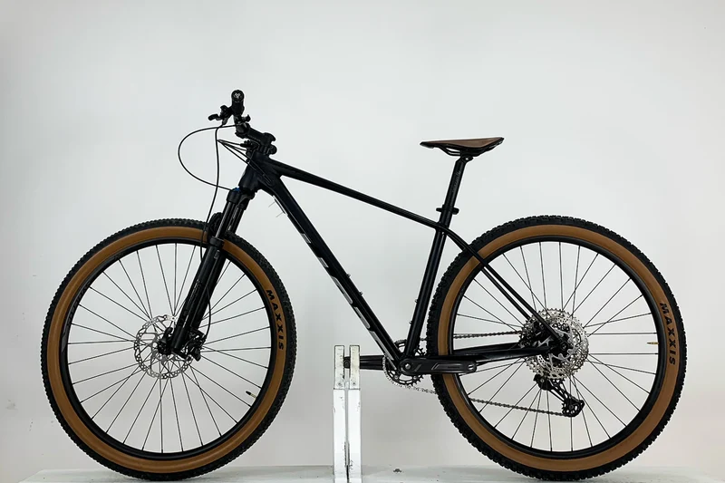 SCOTT Scale 950 2021