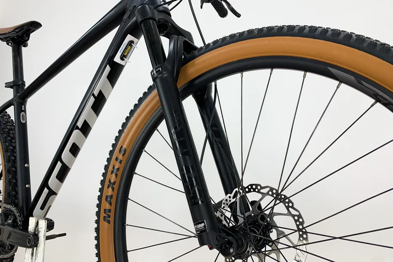 SCOTT Scale 950 2021