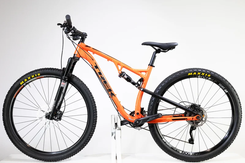 TREK Superfly FS 7 2015 M 1912