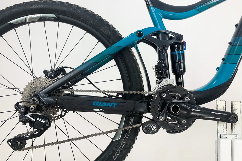 GIANT Reign 2 LTD