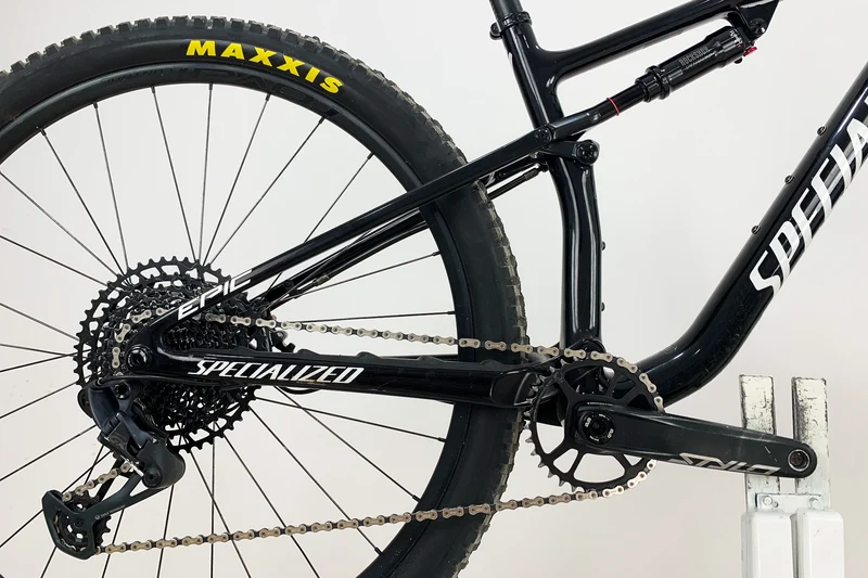 SPECIALIZED Epic Comp Carbon 2021 M