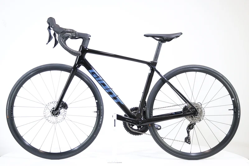 Giant TCR Advanced 2 NOIR CARBON 2022 T.S & T.ML 2825 2800