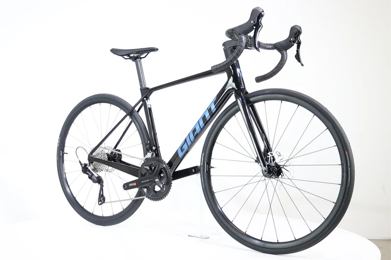 Giant TCR Advanced 2 NOIR CARBON 2022 T.S & T.ML 2825 2800