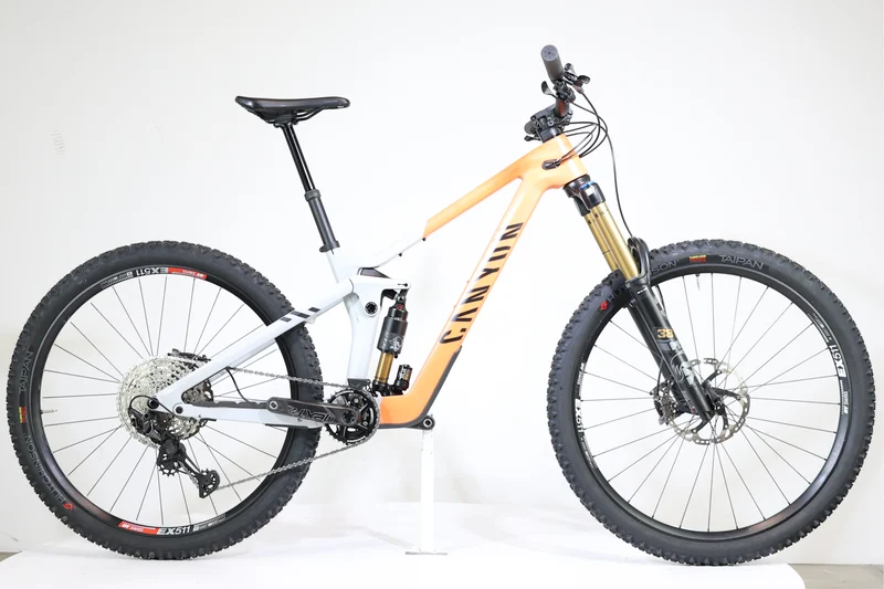 Canyon Strive CFR T.S 2023 2670