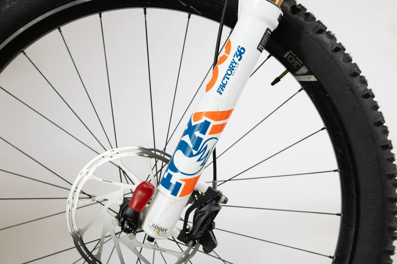 MONDRAKER Superfoxy Carbon R 2020 M 2581